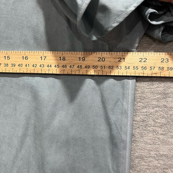 Elegant Blue Sleeveless Dress - Picture 5 of 7